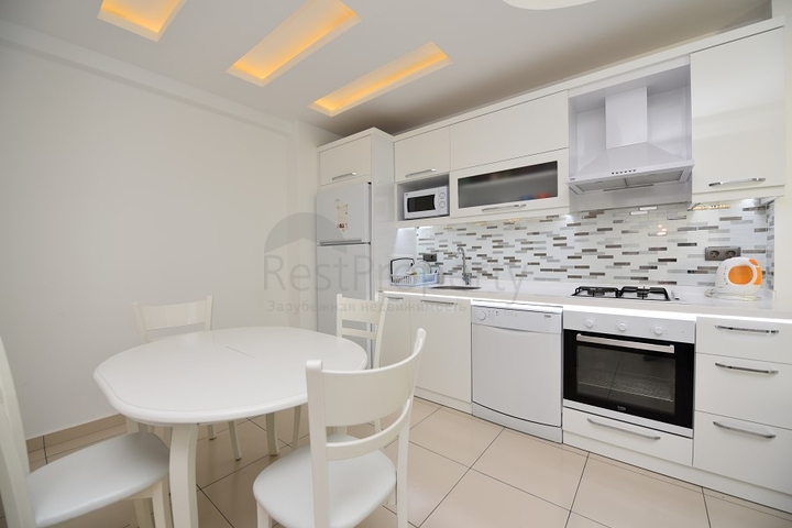 Квартира планировки 1+1 в комплексе с богатой инфраструктурой