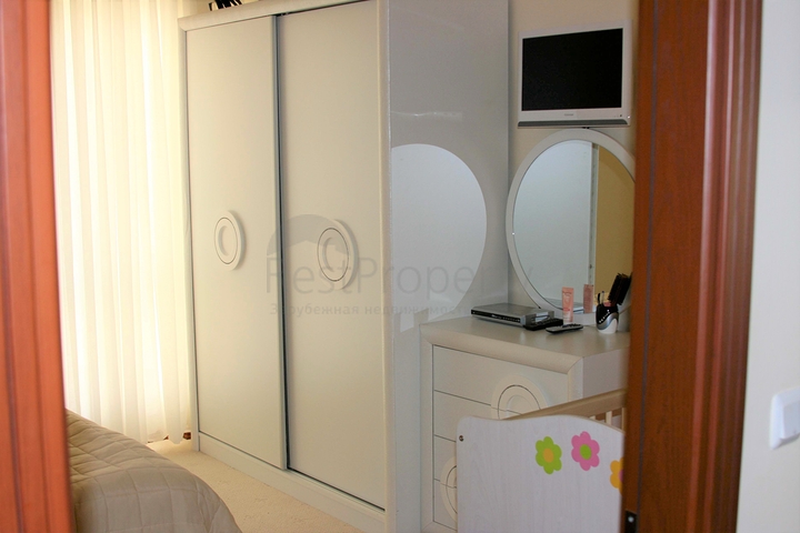 Меблированная квартира на первой береговой линии