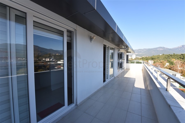 Меблированный пентхаус в районе Кестель