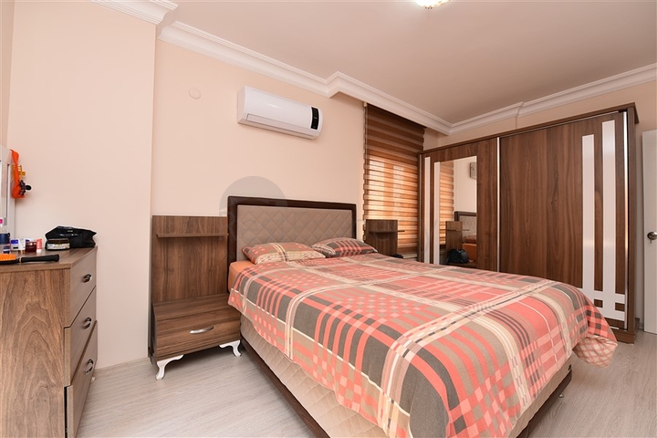 Трехкомнатная квартира с мебелью в Махмутларе.