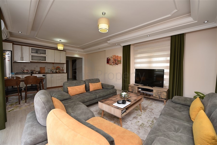 Трехкомнатная квартира с мебелью в Махмутларе.