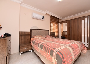 Трехкомнатная квартира с мебелью в Махмутларе.