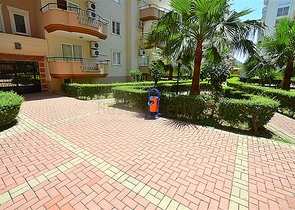 Трехкомнатная квартира с мебелью в Махмутларе.