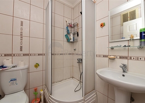 Трехкомнатная квартира с мебелью в Махмутларе.