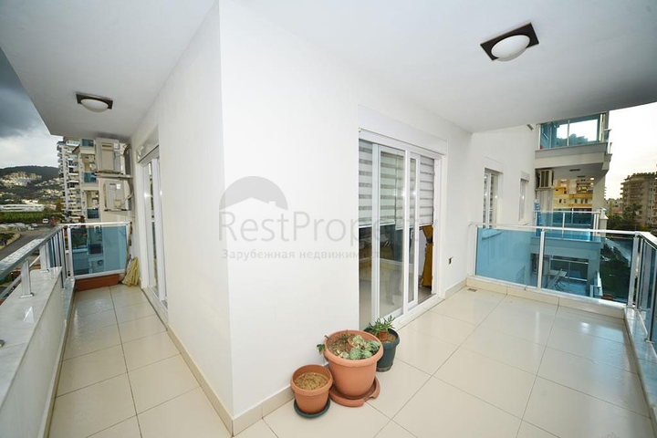 Двухкомнатная квартира в благоустроенном комплексе Махмутлара