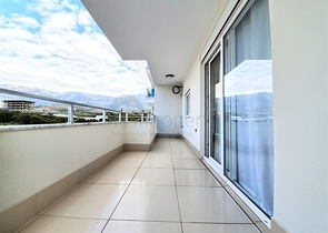 Меблированная квартира с двумя спальнями в Махмутларе