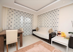 Меблированная квартира с тремя спальнями в Авсалларе