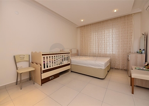 Меблированная квартира с тремя спальнями в Авсалларе