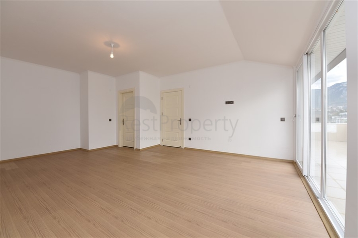 Большой пентхаус для всей семьи в Тосмуре