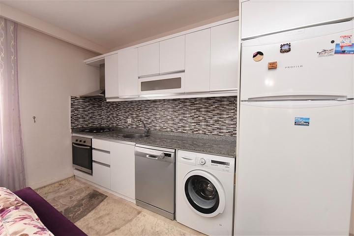 Трехкомнатная квартира с мебелью по выгодной цене