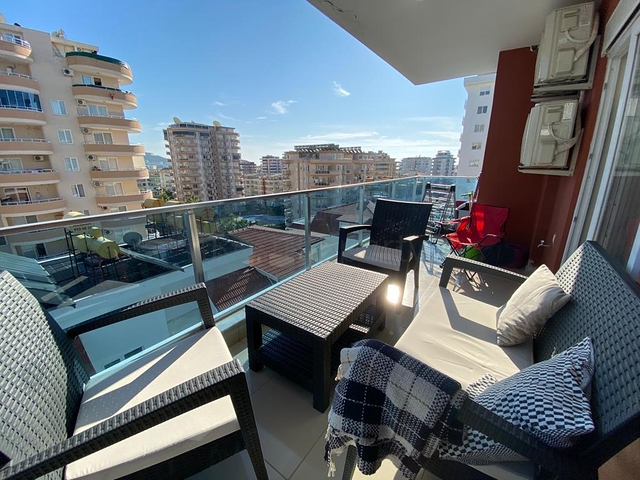 Двухкомнатная квартира с мебелью в Махмутларе