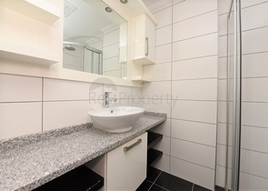 Трехкомнатная квартира на первой линии в Кестеле