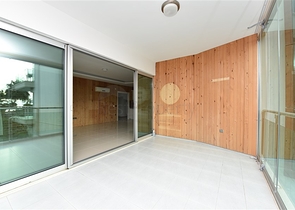 Трехкомнатная квартира на первой линии в Кестеле