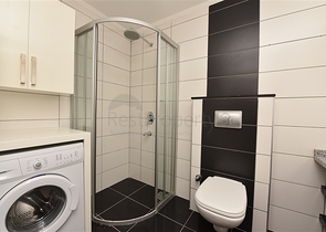 Трехкомнатная квартира на первой линии в Кестеле