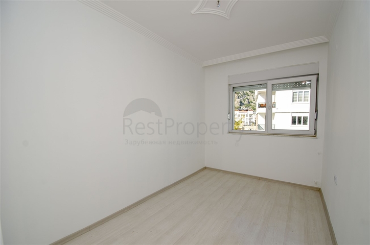 Трехкомнатная квартира в микрорайоне Хурма Коньяалты Анталья