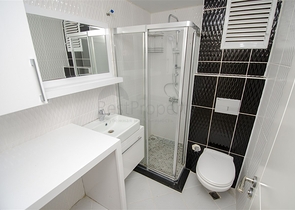 Трехкомнатная квартира в микрорайоне Хурма Коньяалты Анталья