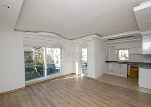 Трехкомнатная квартира в микрорайоне Хурма Коньяалты Анталья