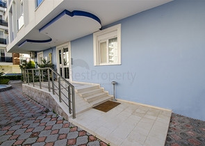 Трехкомнатная квартира в микрорайоне Хурма Коньяалты Анталья