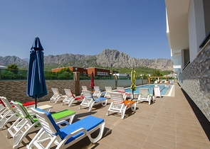 Квартира с мебелью в комплексе у подножья Торосских гор