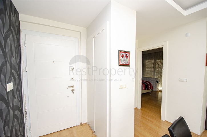 Двухкомнатная квартира с мебелью в Коньяалты Анталья