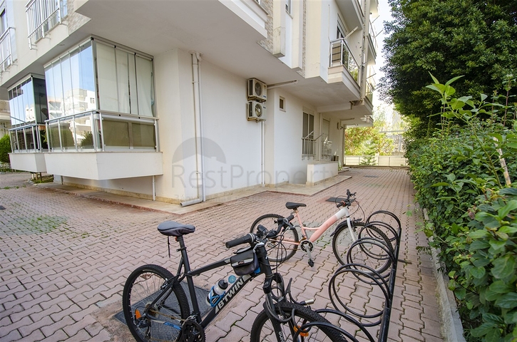 Двухкомнатная квартира с мебелью в Коньяалты Анталья