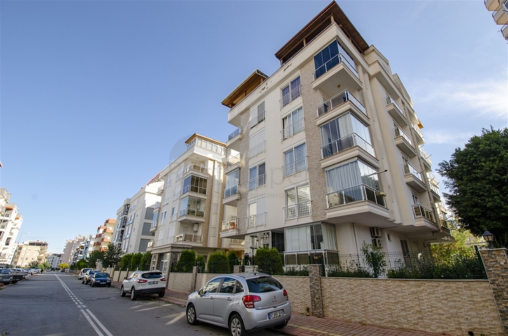 Двухкомнатная квартира с мебелью в Коньяалты Анталья