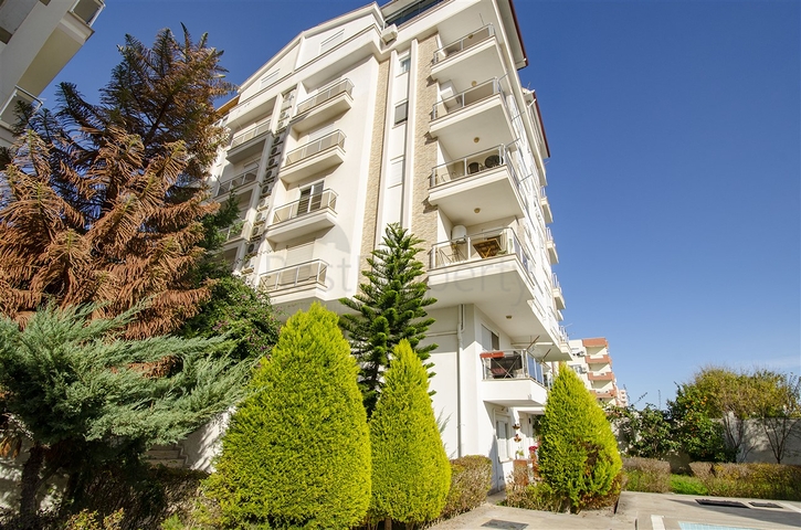 Двухкомнатная квартира с мебелью в Коньяалты Анталья