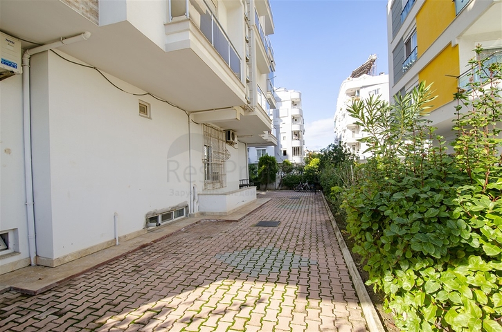 Двухкомнатная квартира с мебелью в Коньяалты Анталья