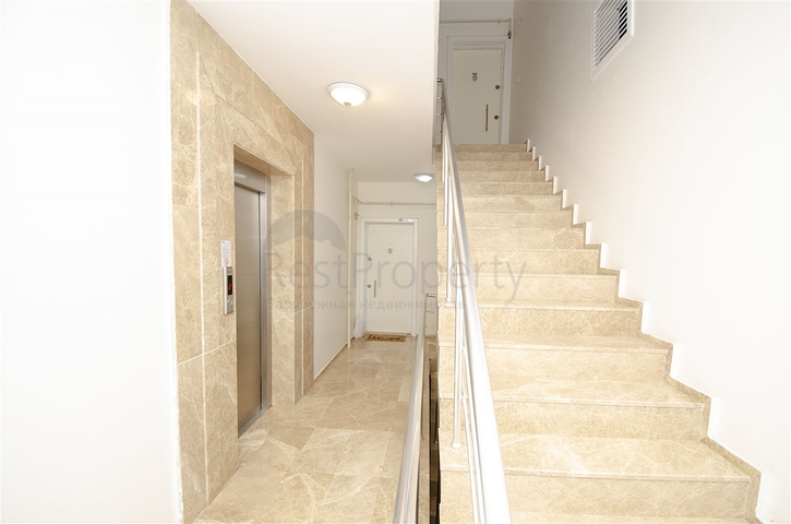 Двухкомнатная квартира с мебелью в Коньяалты Анталья