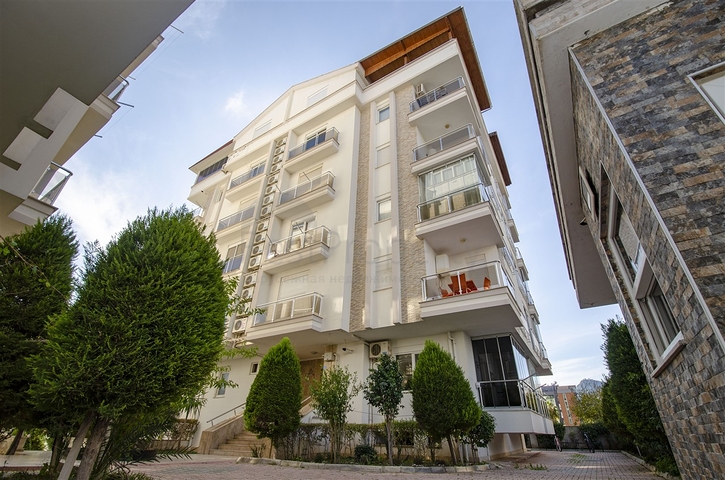 Двухкомнатная квартира с мебелью в Коньяалты Анталья