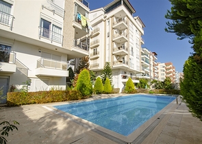 Двухкомнатная квартира с мебелью в Коньяалты Анталья