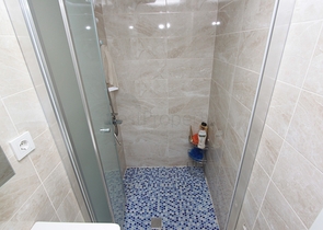 Просторная квартира 3+1 в пешей доступности к морю в Анталии