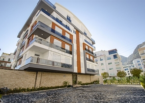 Пентхаус 4+1 в новом готовом проекте в Хурме Коньяалты