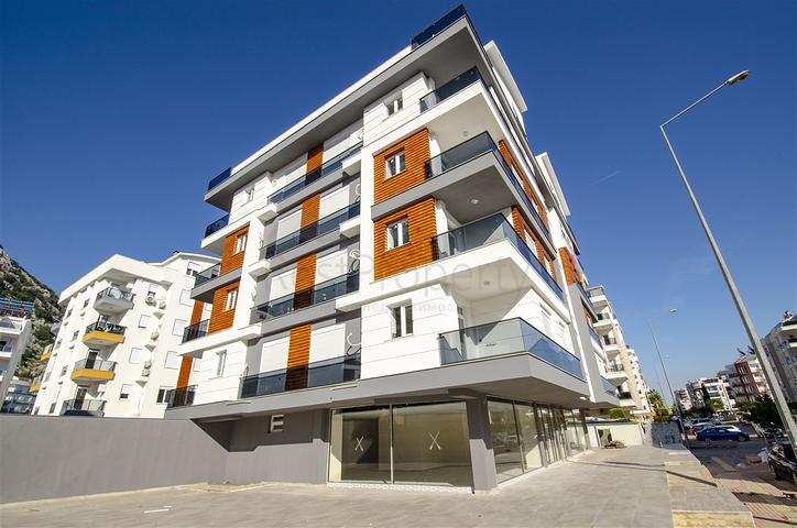 Магазин на продажу в микрорайоне Хурма Коньяалты