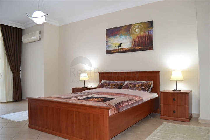 Трехкомнатная квартира с мебелью по выгодной цене