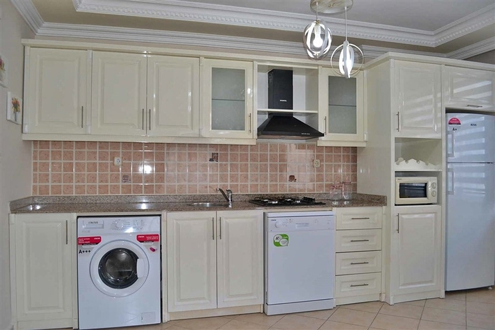 Трехкомнатная квартира с мебелью по выгодной цене