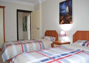 Трехкомнатная квартира с мебелью по выгодной цене