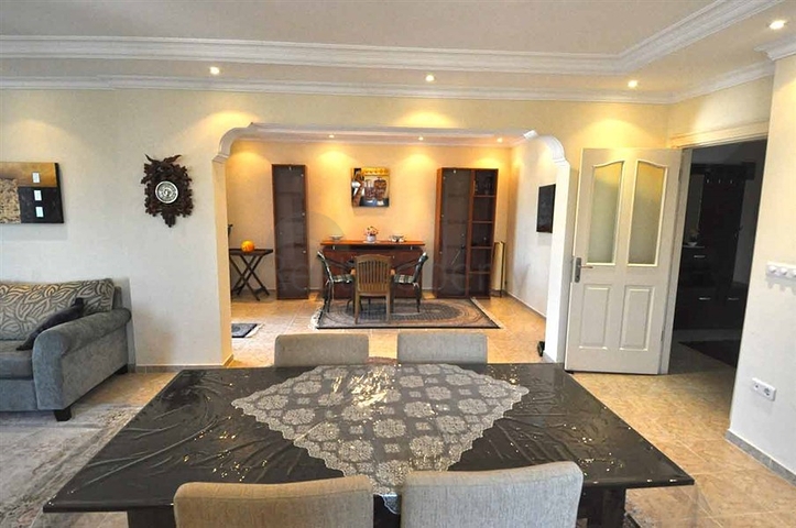 Меблированный пентхаус с тремя спальнями в Тосмуре