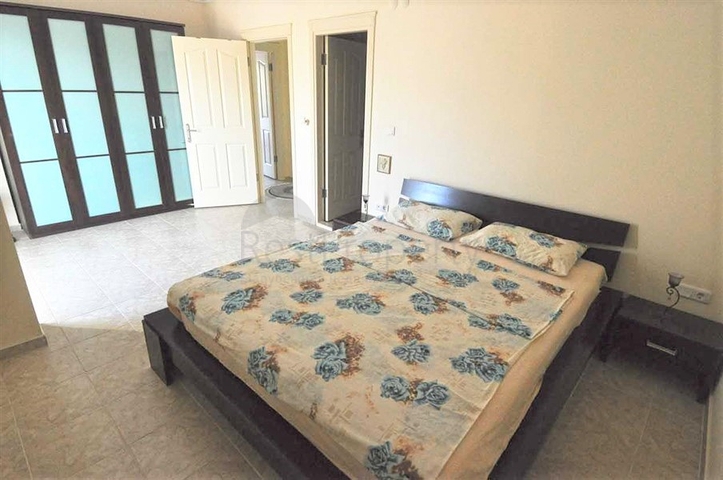 Меблированный пентхаус с тремя спальнями в Тосмуре