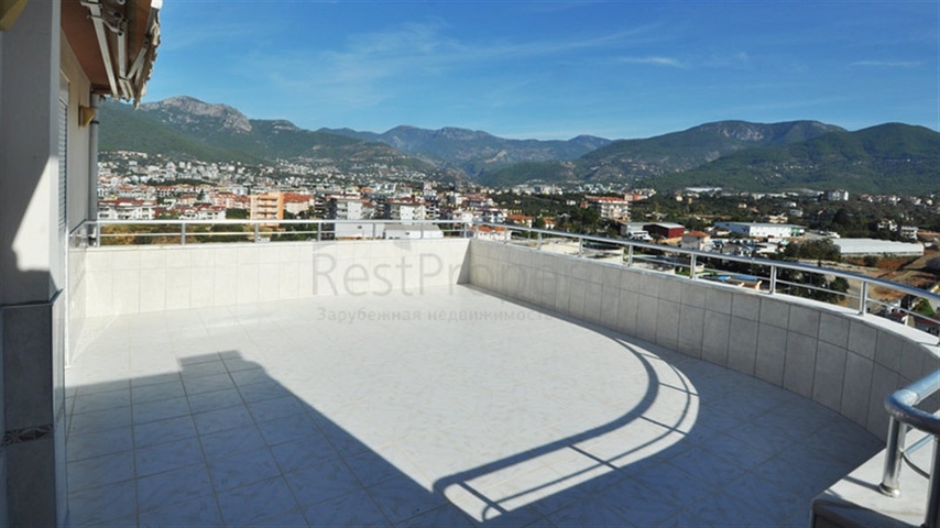 Меблированный пентхаус с тремя спальнями в Тосмуре