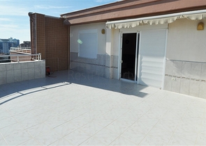 Меблированный пентхаус с тремя спальнями в Тосмуре