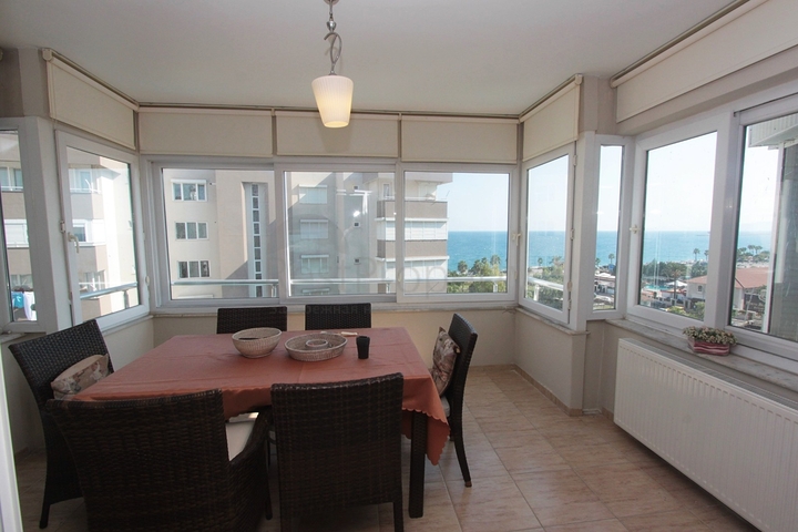 Квартира 3+1 с видом на море в Коньяалты Анталья 100 м до пляжей