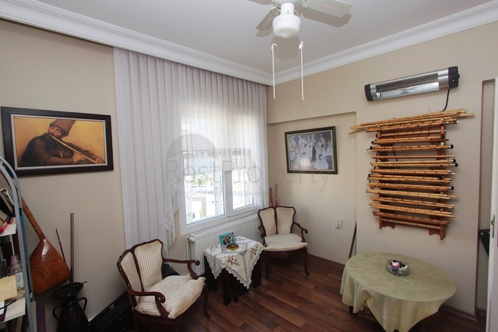 Квартира 3+1 с видом на море в Коньяалты Анталья 100 м до пляжей