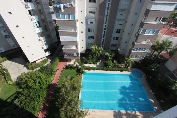 Квартира 3+1 с видом на море в Коньяалты Анталья 100 м до пляжей