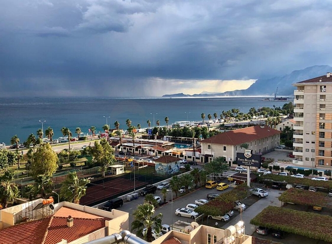 Квартира 3+1 с видом на море в Коньяалты Анталья 100 м до пляжей