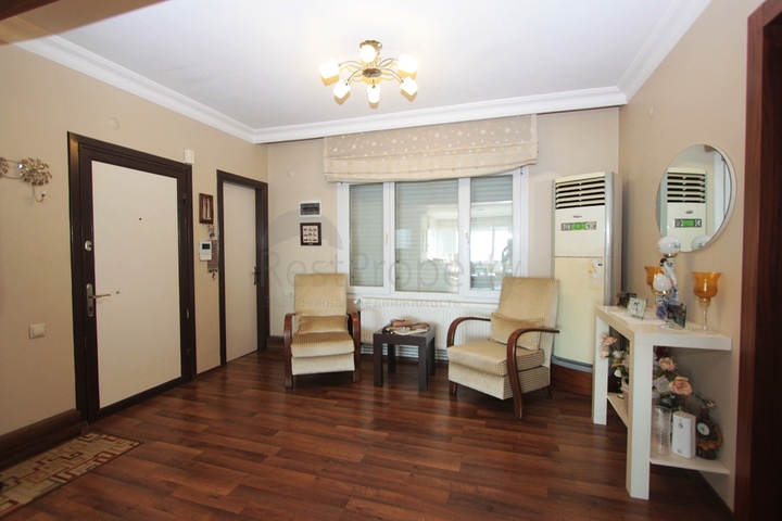 Квартира 3+1 с видом на море в Коньяалты Анталья 100 м до пляжей