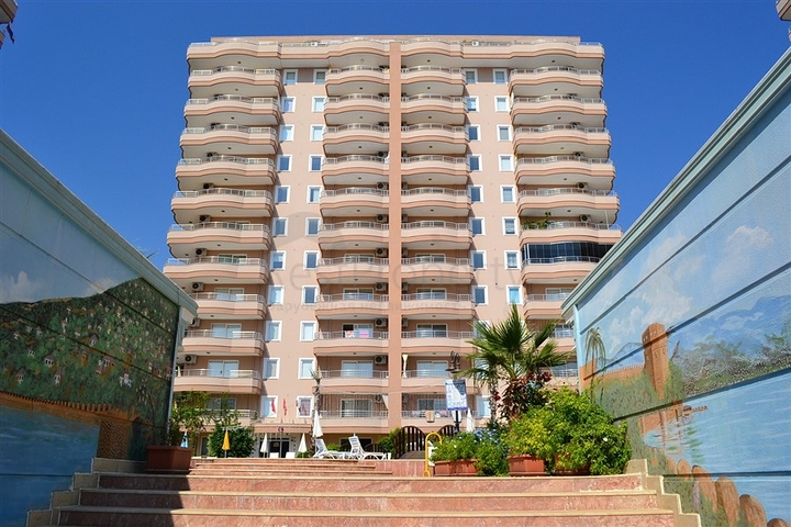 Меблированная квартира с двумя спальнями в Махмутларе