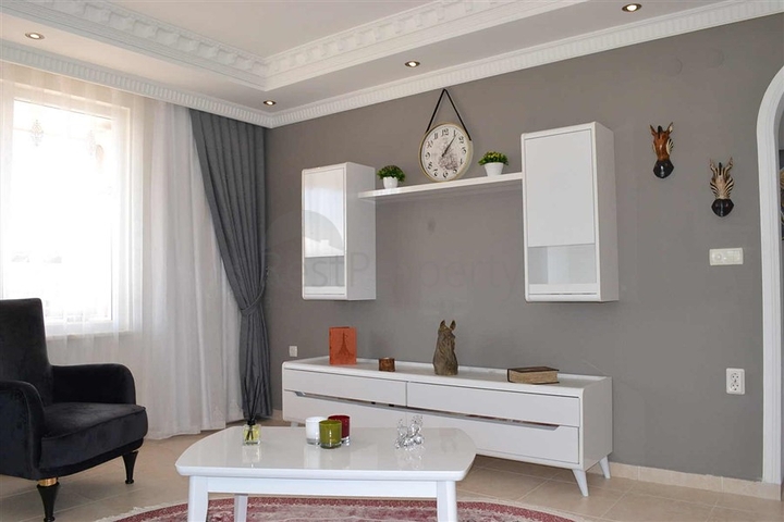 Меблированная квартира с двумя спальнями в Махмутларе