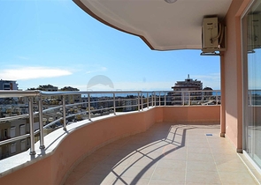 Меблированная квартира с двумя спальнями в Махмутларе