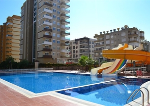 Меблированная квартира с двумя спальнями в Махмутларе